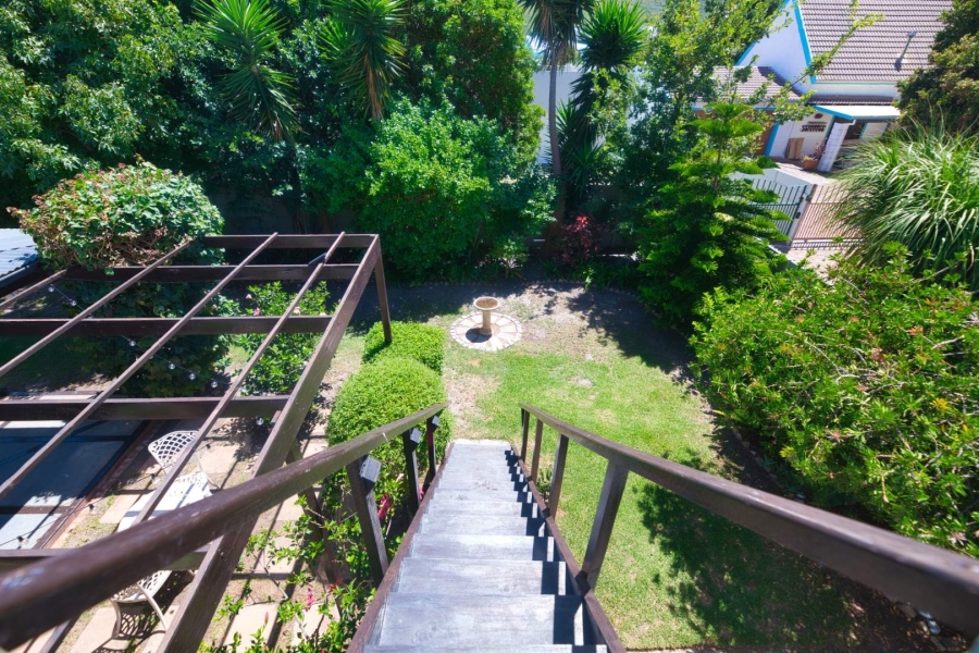 5 Bedroom Property for Sale in Vermont Western Cape